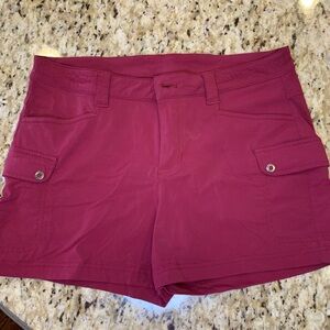 Eddie Bauer First Ascent Women’s Cargo Shorts 8